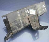 Opel Omega A Rahmen vorn rechts