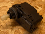 Stellmotor Leuchtweitenregulierung LWR Senator