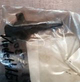 Halter Laderaumabdeckung vorn links lang