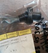 Halter Laderaumabdeckung vorn links lang